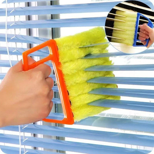Blades window cleaner